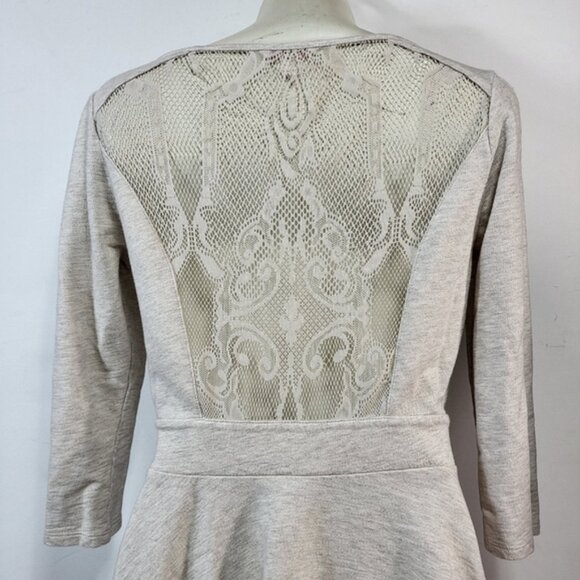 Guess Cream Dress With Open Lace Back - Picture 4 of 11